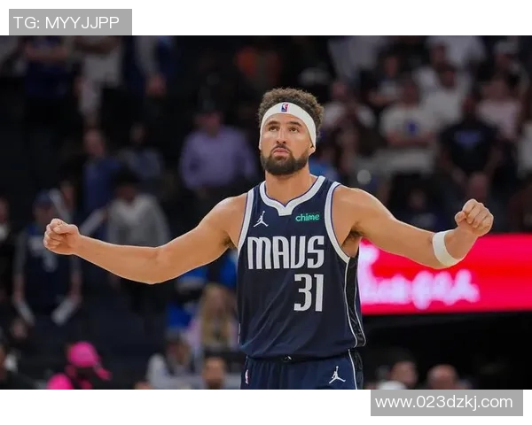 勇士与独行侠激战全场精彩瞬间回顾与分析